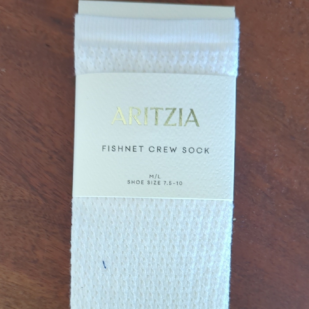 NWT Aritzia Cream Fishnet Crew Socks